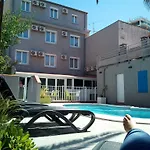Le Majestic Canet-en-Roussillon