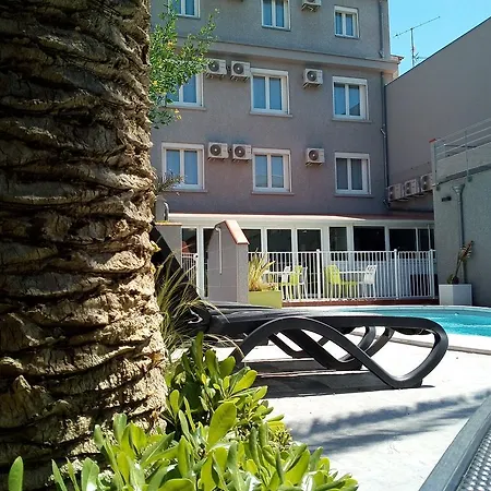 Le Majestic Hotel