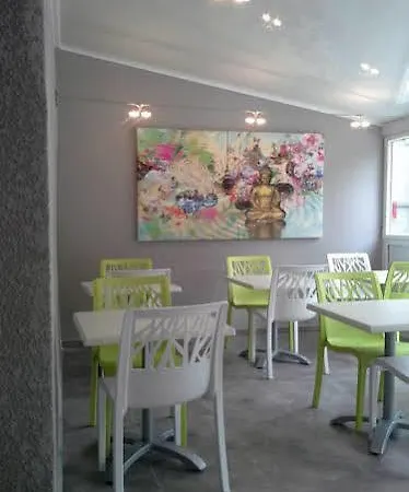 Le Majestic ホテル 3*